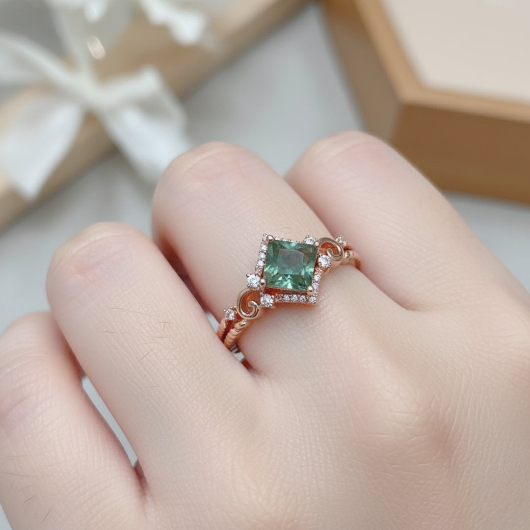 Green Cubic Crystal Gold Ring