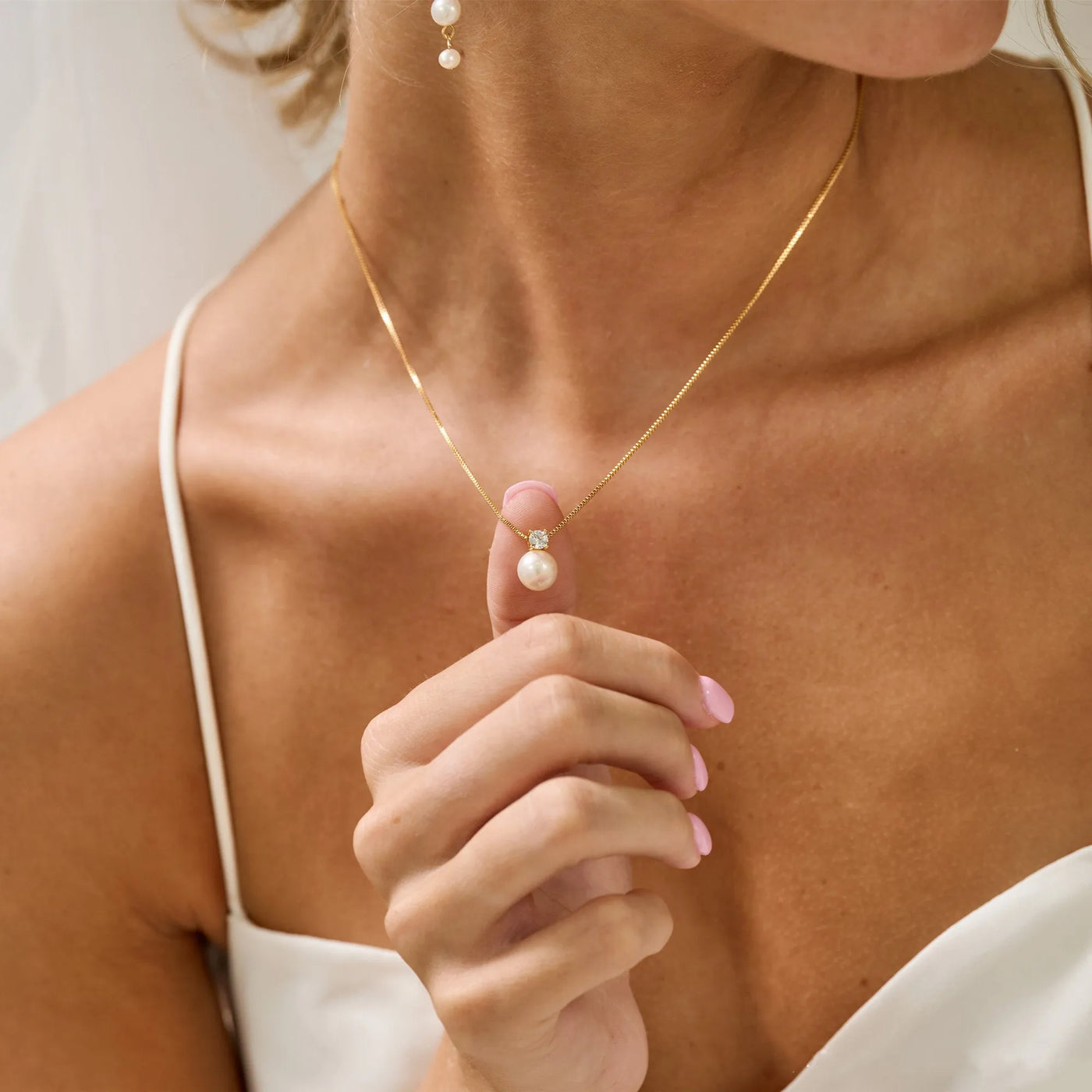 Diamond & Pearl Necklace