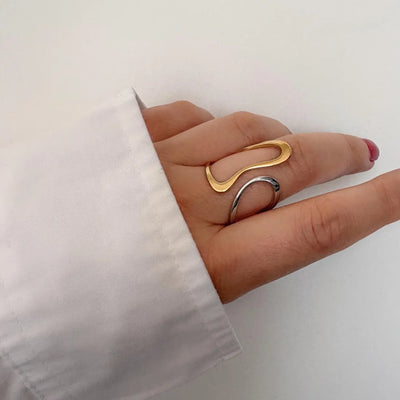 Two-Tone Wavy Ring