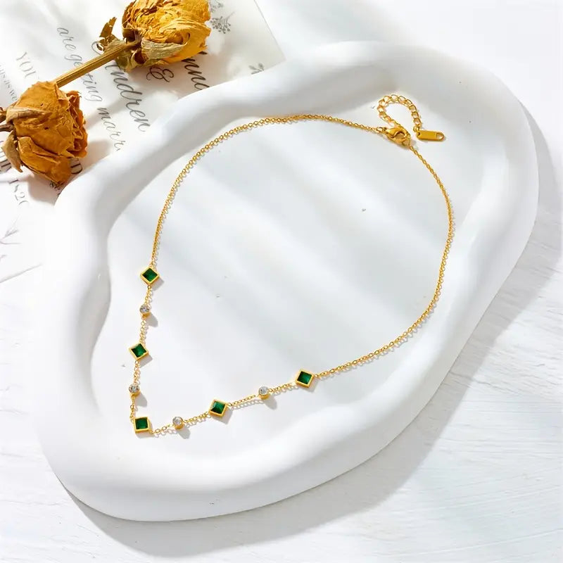 Amelisse Glenwyn 14k Gold Necklace