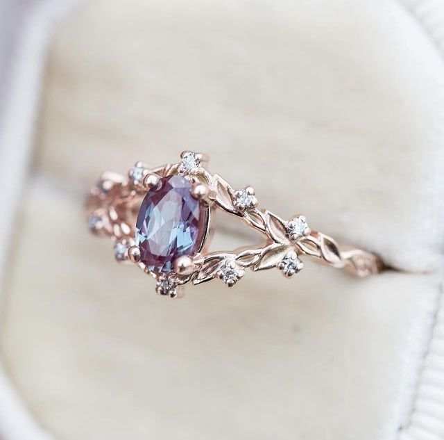 Violet Dream Rose Ring