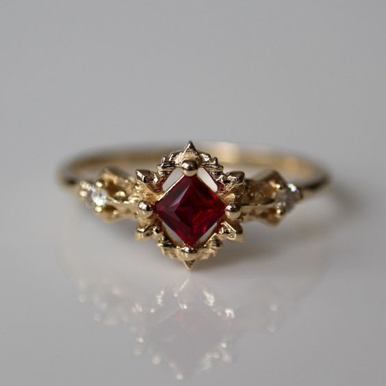 Red Dream Gold Ring