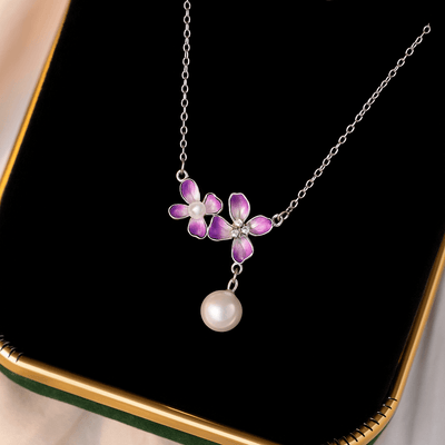 Amoria's Keepsake - Personalized Engraved Locket Necklace