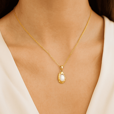 Elegant Heritage Pearl Necklace