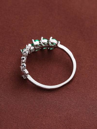 Vivara "Lyselle" Ring in White Gold