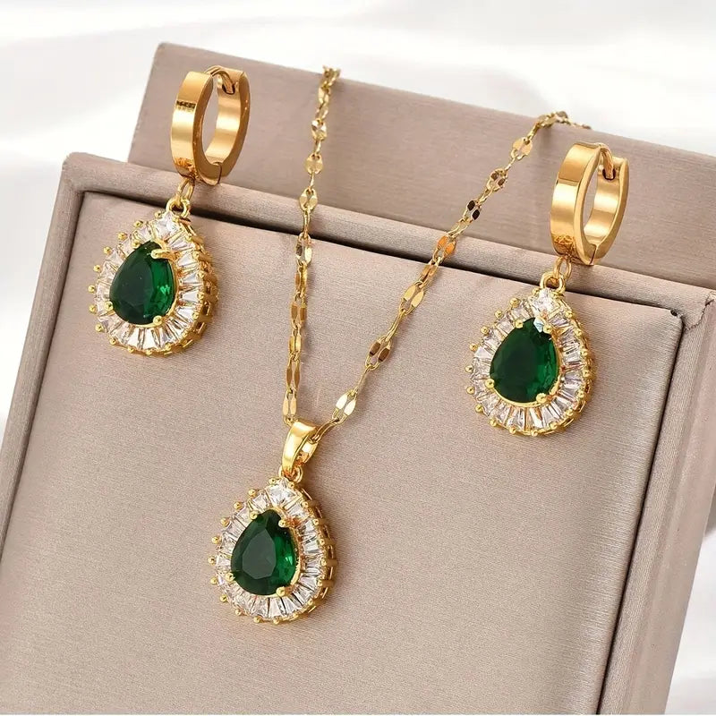 Rheya Lysandelle Exquisite Gold Jewelry Set
