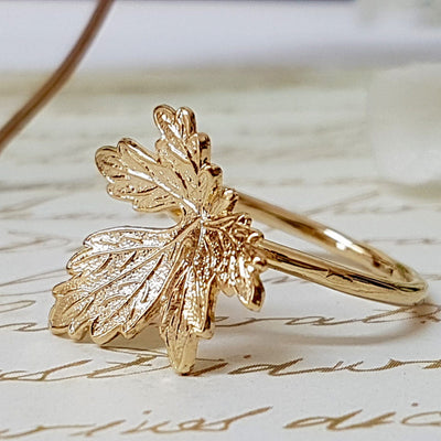 Autumn Dainty Gold Leaf Ring
