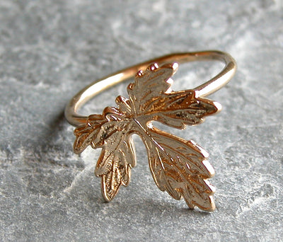 Autumn Dainty Gold Leaf Ring