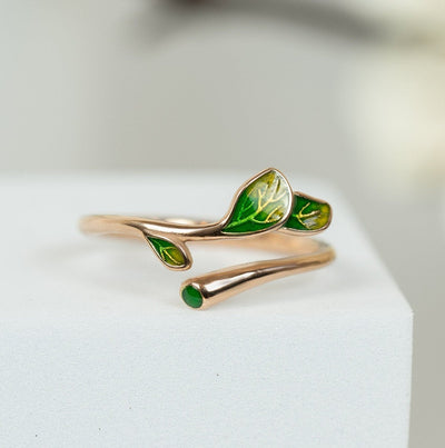 Adjustable Sterling Silver Ring with Green Ivy Leaf Design